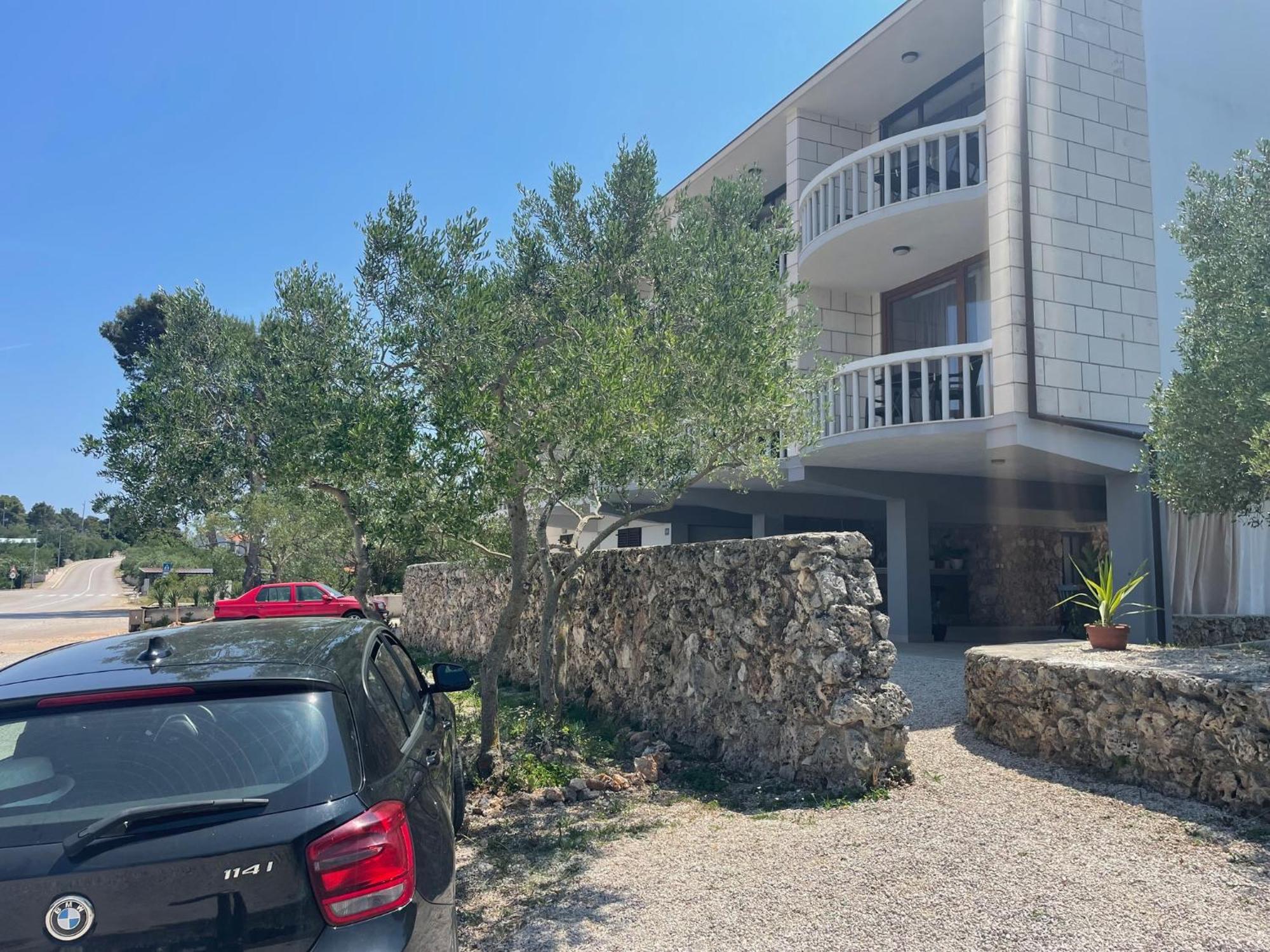 Apartments Ana By The Sea Lumbarda Exterior photo
